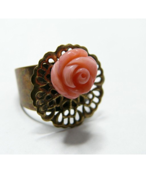 Bague la fleur de corail rose ronde