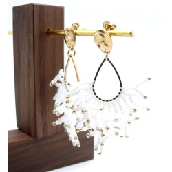 Boucles d’oreilles en acier inoxydable doré 18K – forme Corail  avec perles de rocaille BLANC