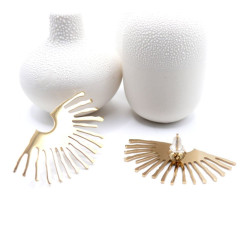 Boucles d’oreilles puce forme Art Déco en acier inoxydable